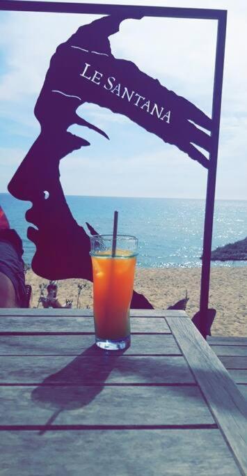 Petit Coin De Paradis เอวิซา ภายนอก รูปภาพ